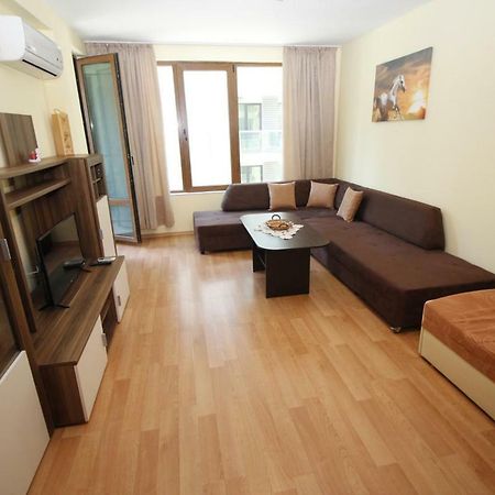 Apartment Rosi Pomorie Luaran gambar