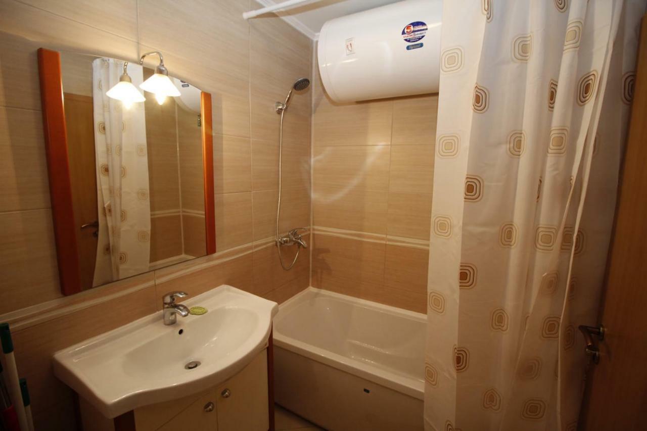 Apartment Rosi Pomorie Luaran gambar