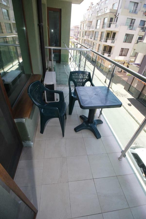 Apartment Rosi Pomorie Luaran gambar